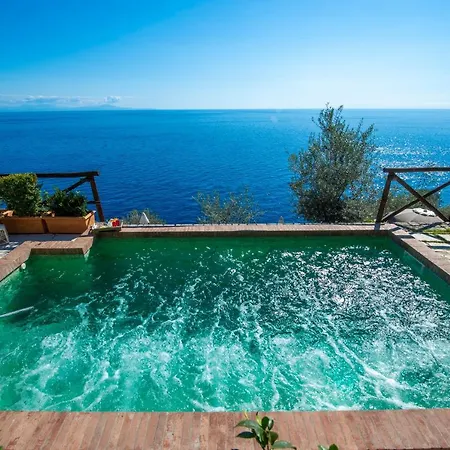 لا ماوريلا 4*