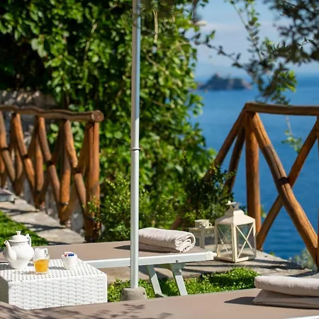 فندق مبيت وإفطار لا ماوريلا 4*