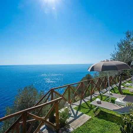 فندق مبيت وإفطار لا ماوريلا 4*