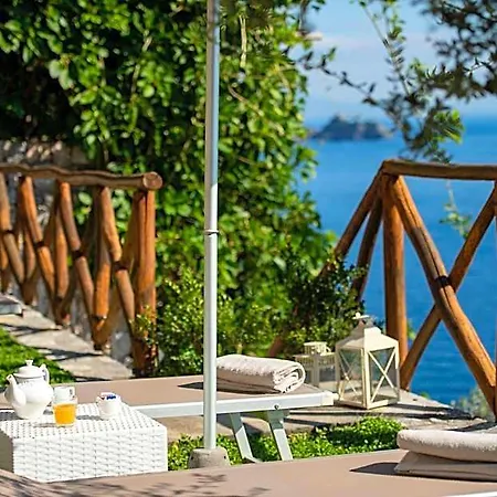 La Maurella Bed and breakfast
